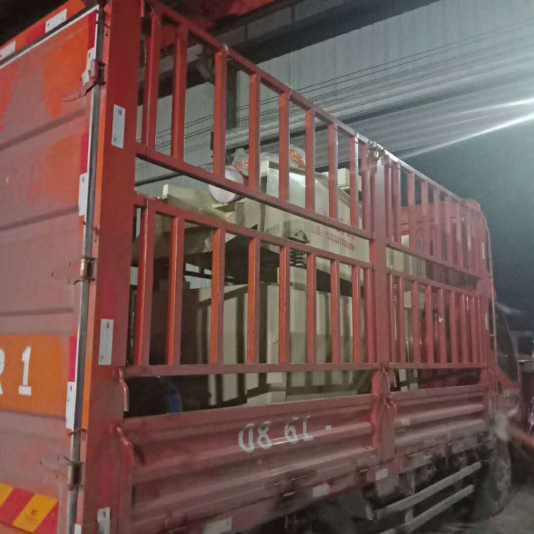 發往孝感的350細砂回收機