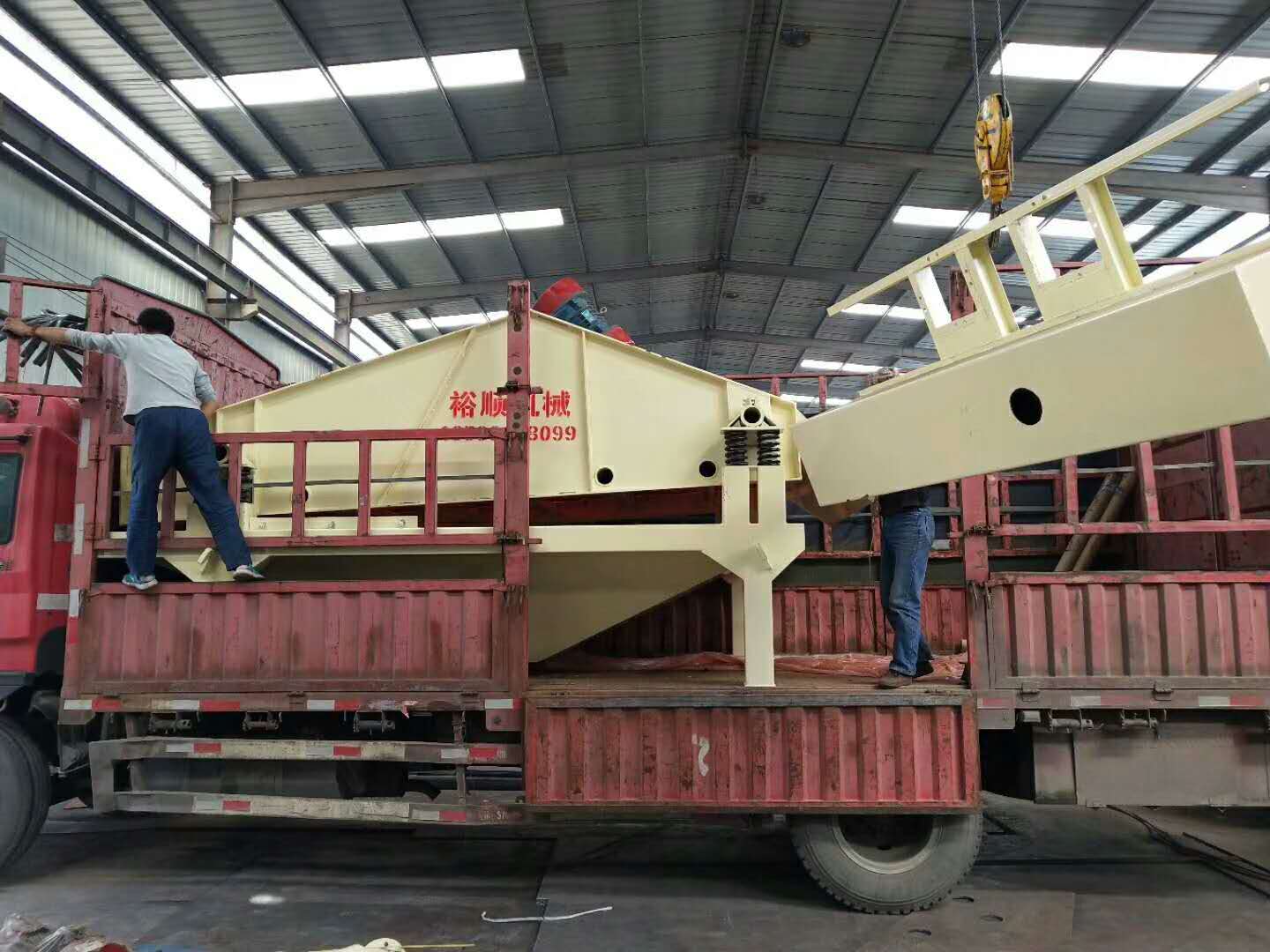 發往封丘的1840細沙回收脫水一體機