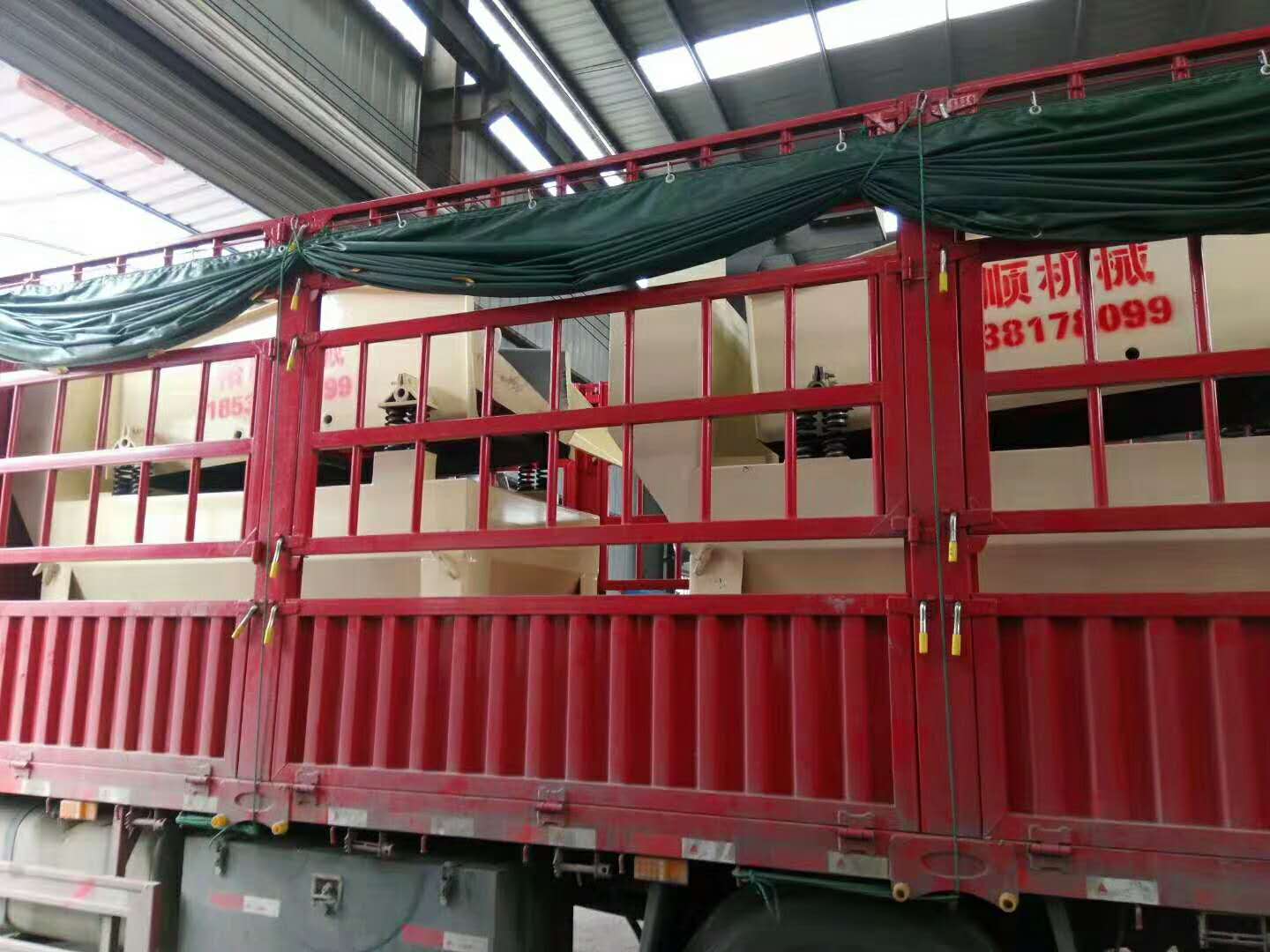 發(fā)往湖北荊門的2臺350細砂回收機
